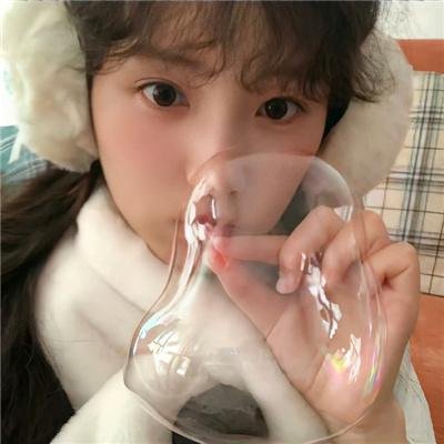 橘衫男子